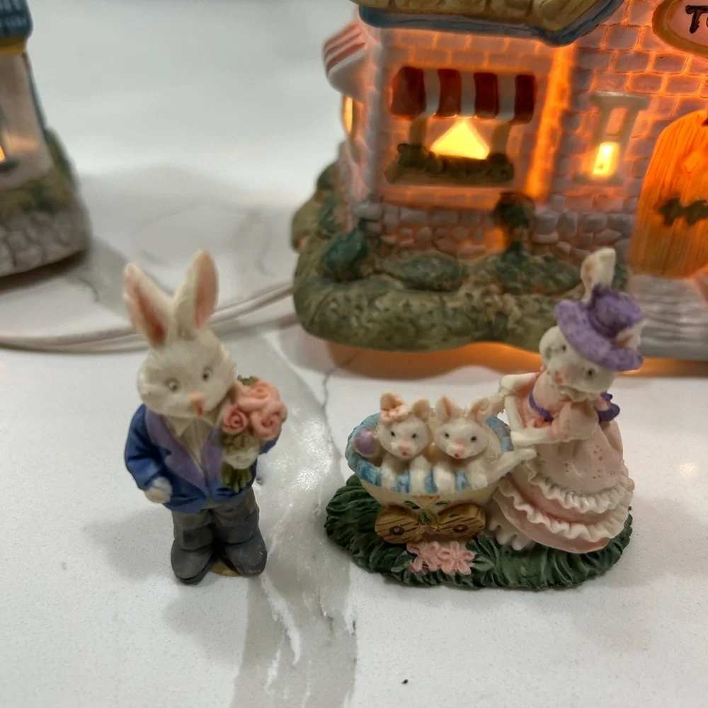 Vintage Light Up 10 Piece Easter Bunny Village Houses Ceramic Holiday Decor